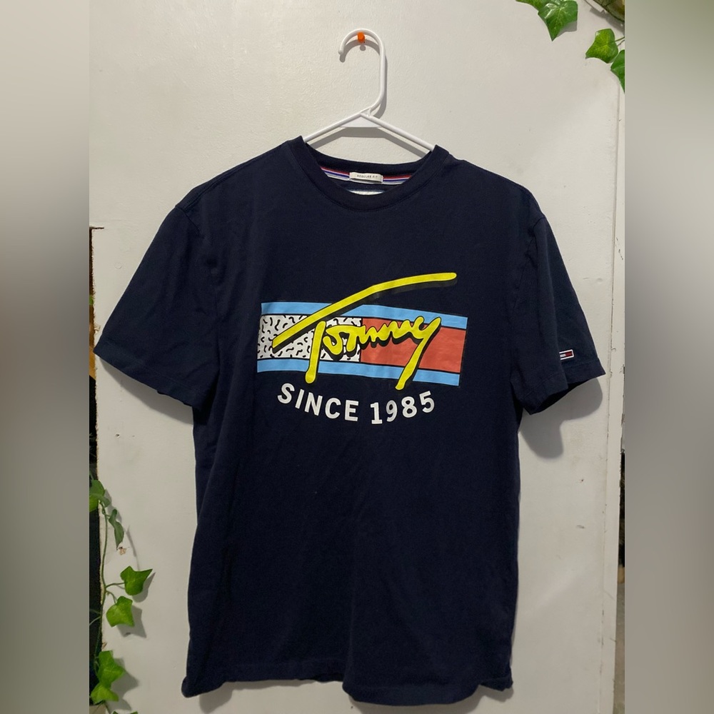 Tommy Hilfiger T shirt